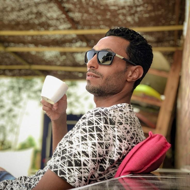 Jordan Singh, Client Relations Director, discussing corporate gifting strategy with business clients